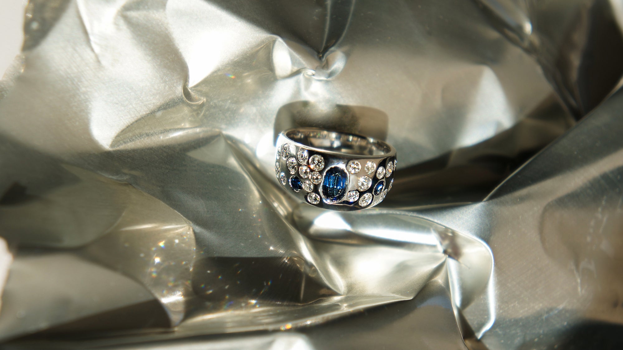 bague saphirs et diamants en or