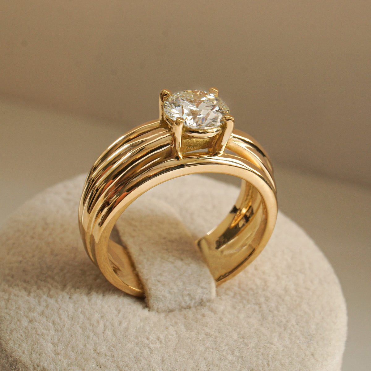 Bague jonc multianneaux diamant rond or jaune (AL018)