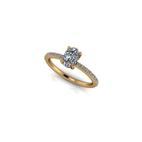 Bague solitaire diamant ovale avec pavage or jaune (AL002O)